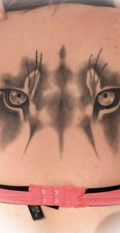 isha-daw-tattoo-lionne-cicatrisee-Loches